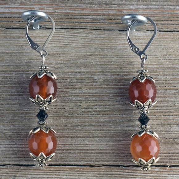 "HP" Faceted Orange Agate Necklace & Earring Set - Picture 2 of 4
